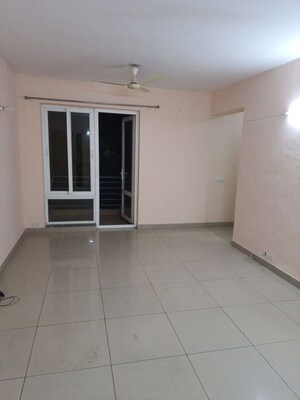 Room in 2 BHK Apartment at Mahindra Aura, Sector 110a – for Rent