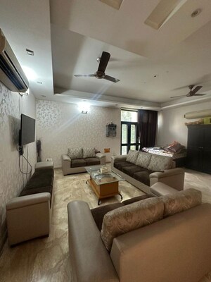 Living Room in 3 BHK Independent House at Sector 23 – for Rent
