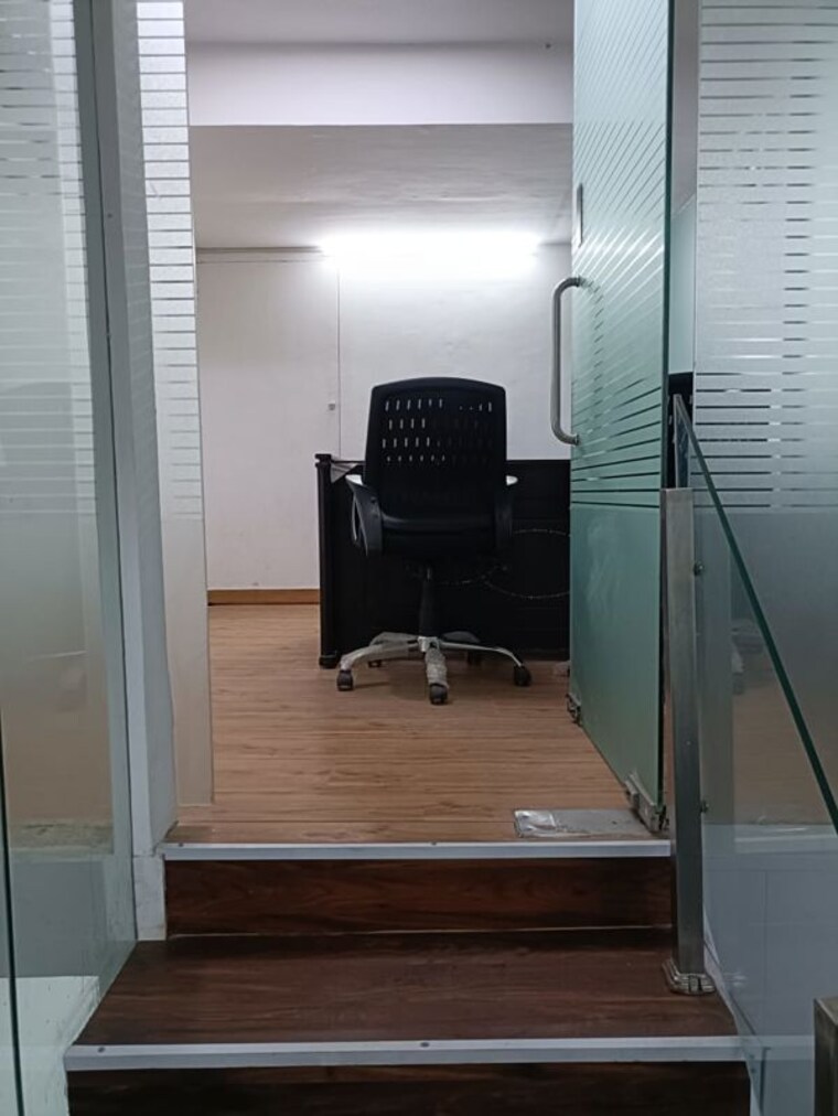 Team Area, sector 2 Commercial Office Space 2000 Sq.Ft. In Sector 2 Noida 10379760