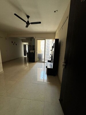 Room in 2 BHK Apartment at Signature The Serenas, Sohna Sector 36 – for Rent