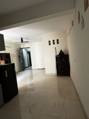 Team Area in 2 BHK Apartment at Signature The Serenas, Sohna Sector 36 – for Rent