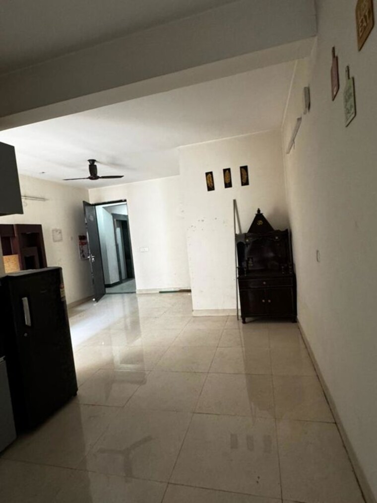 Team Area, signature-the-serenas 2 Bedroom 583 Sq.Ft. Apartment In Sohna Sector 36 Gurgaon 10379770