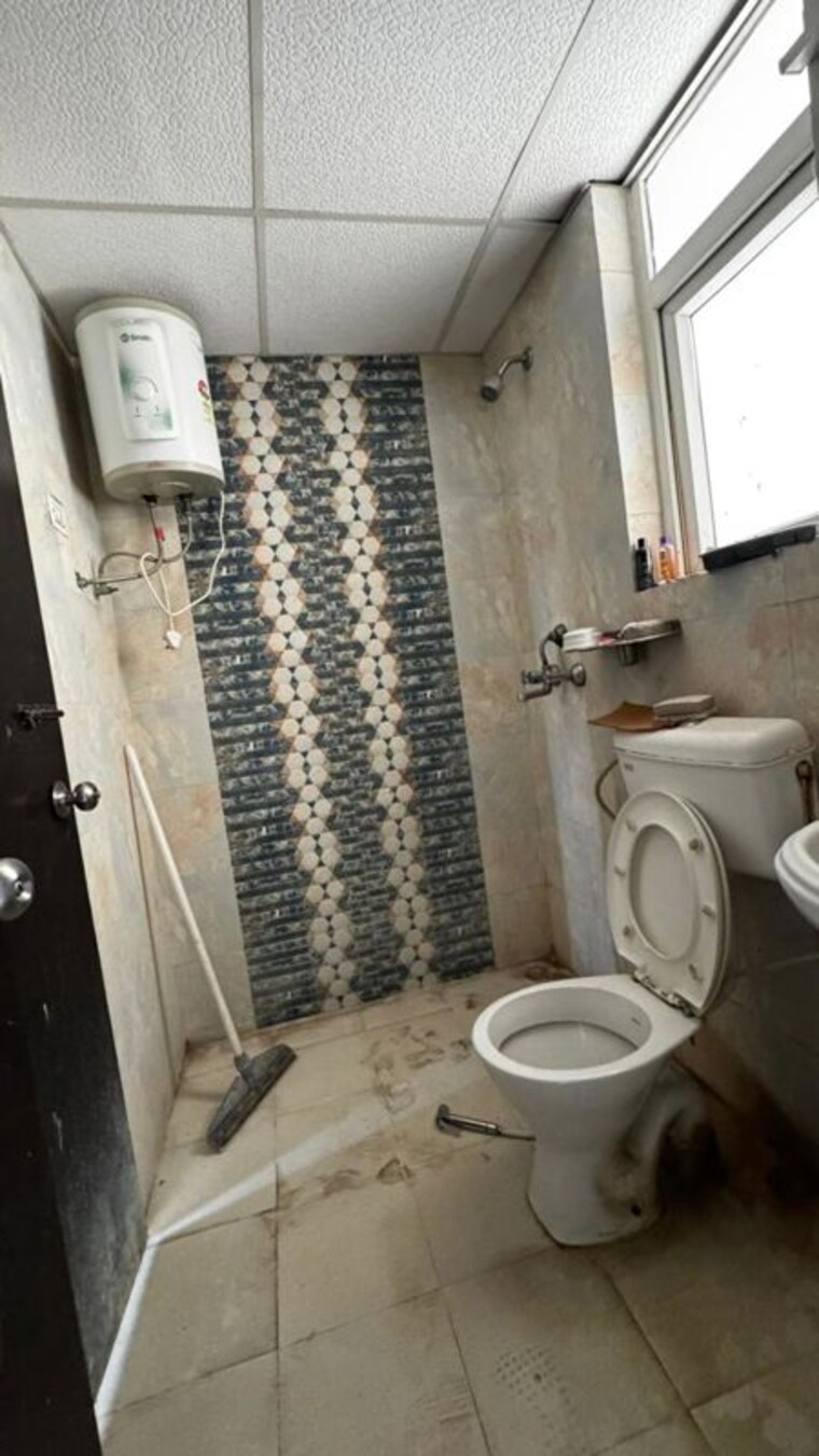 Bathroom, signature-the-serenas 2 Bedroom 583 Sq.Ft. Apartment In Sohna Sector 36 Gurgaon 10379770