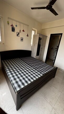 2 BHK Apartment For Rent in Signature The Serenas
