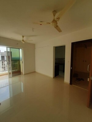 Room in 2 BHK Apartment at Lodha Codename Epic, Dombivli East – for Rent