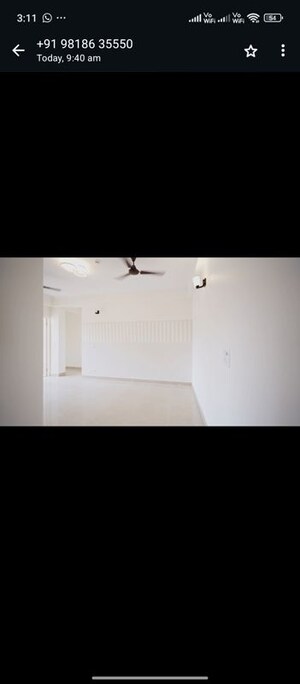 Room in 2 BHK Apartment at JM Florance, Tech Zone 4 Greater Noida – for Sale