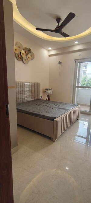 Bedroom in 3 BHK Builder Floor at Laxman Chowk – for Rent