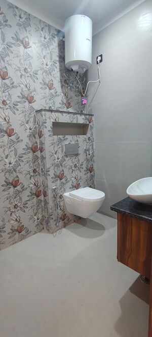 Bathroom in 3 BHK Builder Floor at Laxman Chowk – for Rent