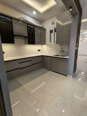 Kitchen in 3 BHK Builder Floor at Laxman Chowk – for Rent