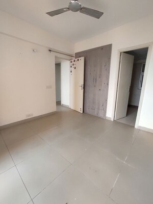 Room in 2.5 BHK Apartment at Mahindra Aura, Sector 110a – for Rent