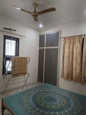 Bedroom in 3 BHK Builder Floor at Vardhman Nagar – for Rent