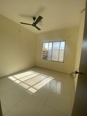 Room in 2 BHK Apartment at Kolte Patil Life Republic, Hinjewadi – for Rent