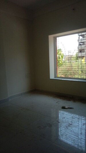 Room in 3 BHK Apartment at Green Planet Society, Omkar Nagar – for Rent