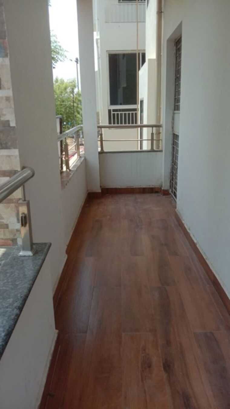 Balcony, green-planet-society 3 Bedroom 1500 Sq.Ft. Apartment In Omkar Nagar Nagpur 10379872