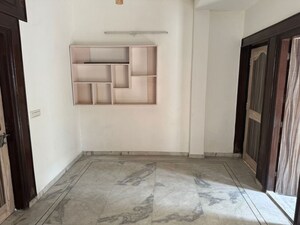 Room in 6+ BHK Villa at Sector 36 – for Sale