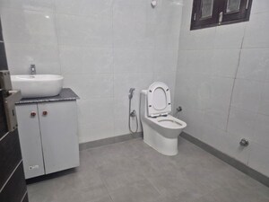 Bathroom in 5 BHK Villa at Sector 36 – for Sale
