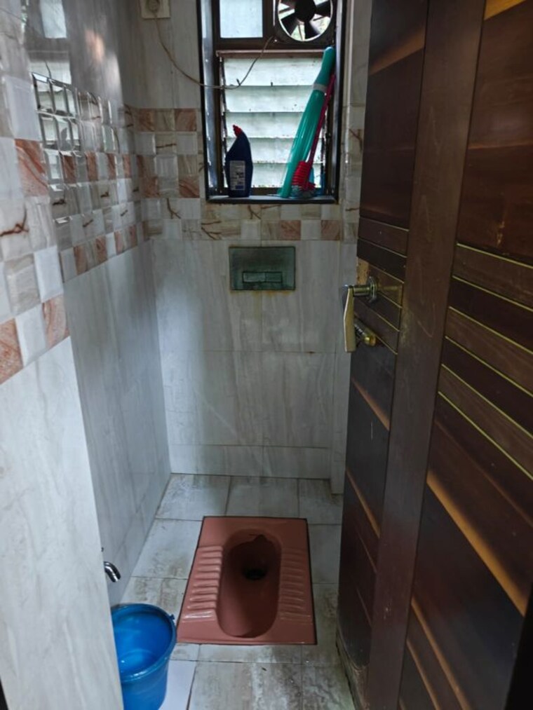 Bathroom, mamata-apartments 1 Bedroom 550 Sq.Ft. Apartment In Prabhadevi Mumbai 10379939