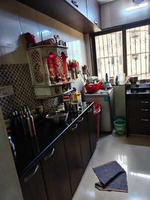 Furnished Amenities in 1 BHK Apartment at Mamata Apartments, Prabhadevi – for Rent