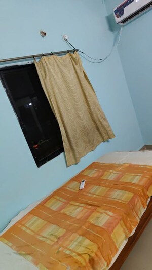 Bedroom in 2 BHK Apartment at Civil Lines – for Rent