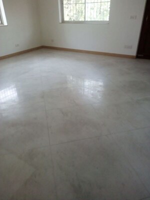 Room in 4 BHK Independent House at Sector 36 – for Sale