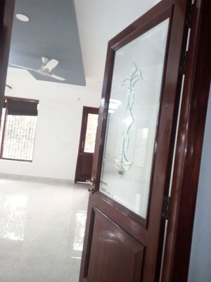 Furnished Amenities in 6+ BHK Independent House at Sector 36 – for Sale