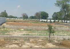 Plot For Sale in Mohanlalganj