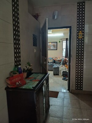 Living Room in 3 BHK Apartment at Sector 2 Dwarka – for Rent