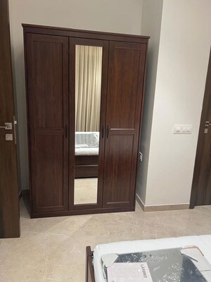 Master Bedroom in 1 BHK Apartment at Hiranandani Regent Hill, Powai – for Rent