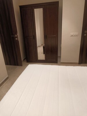 Master Bedroom in 1 BHK Apartment at Hiranandani Regent Hill, Powai – for Rent