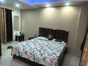 Bedroom in 2 BHK Builder Floor at Govindpuri – for Rent