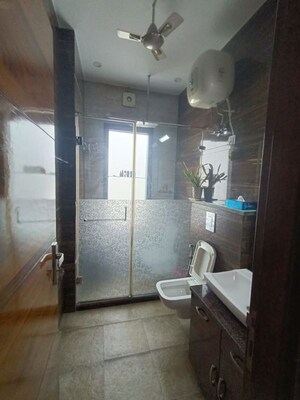Bathroom in 4 BHK Builder Floor at South City 1 – for Rent