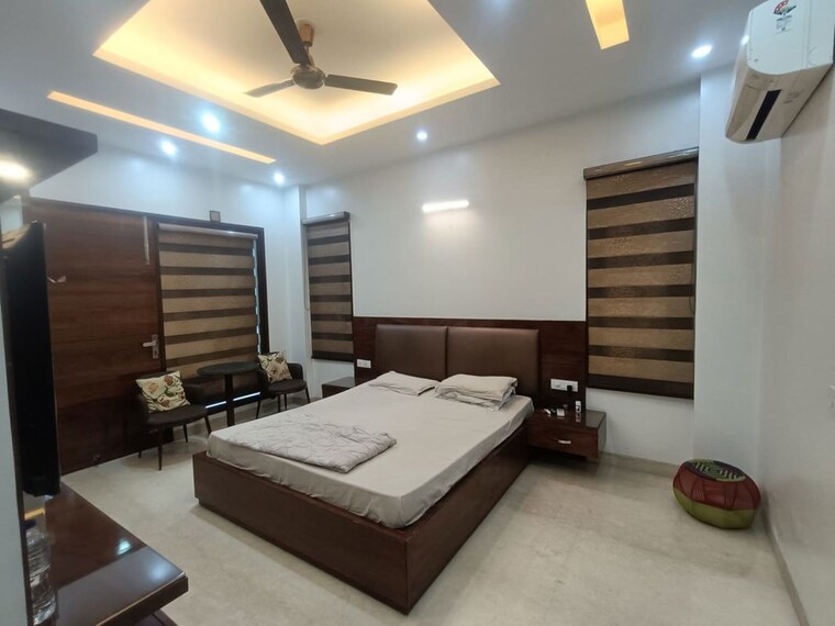 Bedroom, south city 1 4 Bedroom 3200 Sq.Ft. Builder Floor In South City 1 Gurgaon 10380066