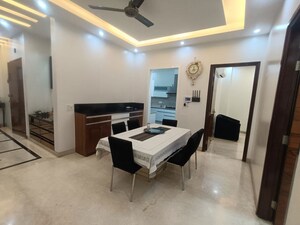 Team Area in 4 BHK Builder Floor at South City 1 – for Rent