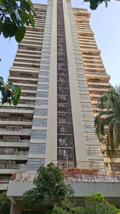 4 BHK + Pooja Room,Servant Room Apartment For Rent in Oberoi Sky Gardens