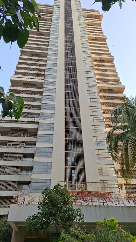 4 BHK + Pooja Room,Servant Room Apartment For Rent in Oberoi Sky Gardens