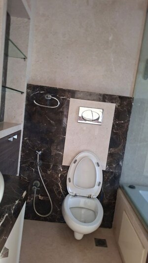 Master Bedroom in 4 BHK Apartment at Oberoi Sky Gardens, Andheri West – for Rent