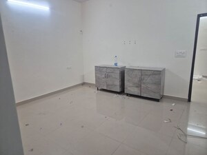 Room in 5 BHK Villa at Sector 50 – for Sale