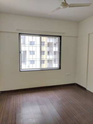 Room in 2 BHK Apartment at Phadnis Sahil Serene, Baner – for Rent