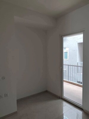 Room in 4 BHK Apartment at Godrej Meridien, Sector 106 – for Rent