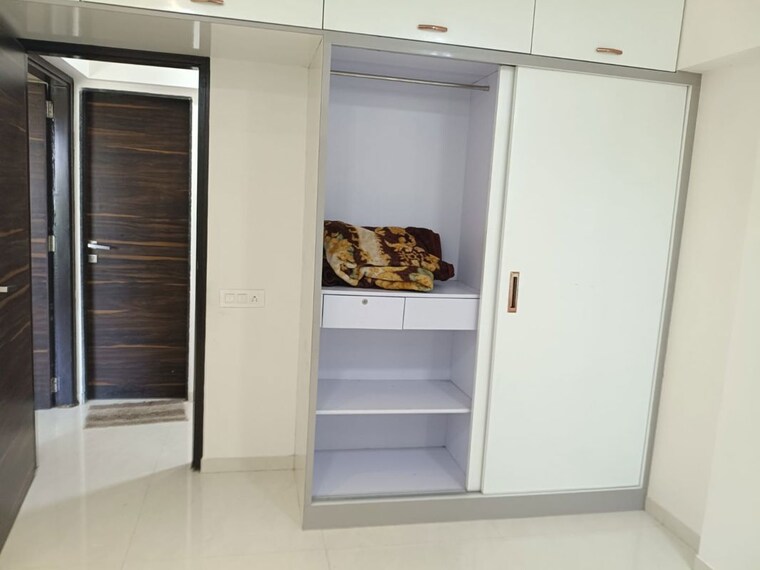 undefined, gurukrupa-marina-enclave 2 Bedroom 729 Sq.Ft. Apartment In Malad West Mumbai 10380136