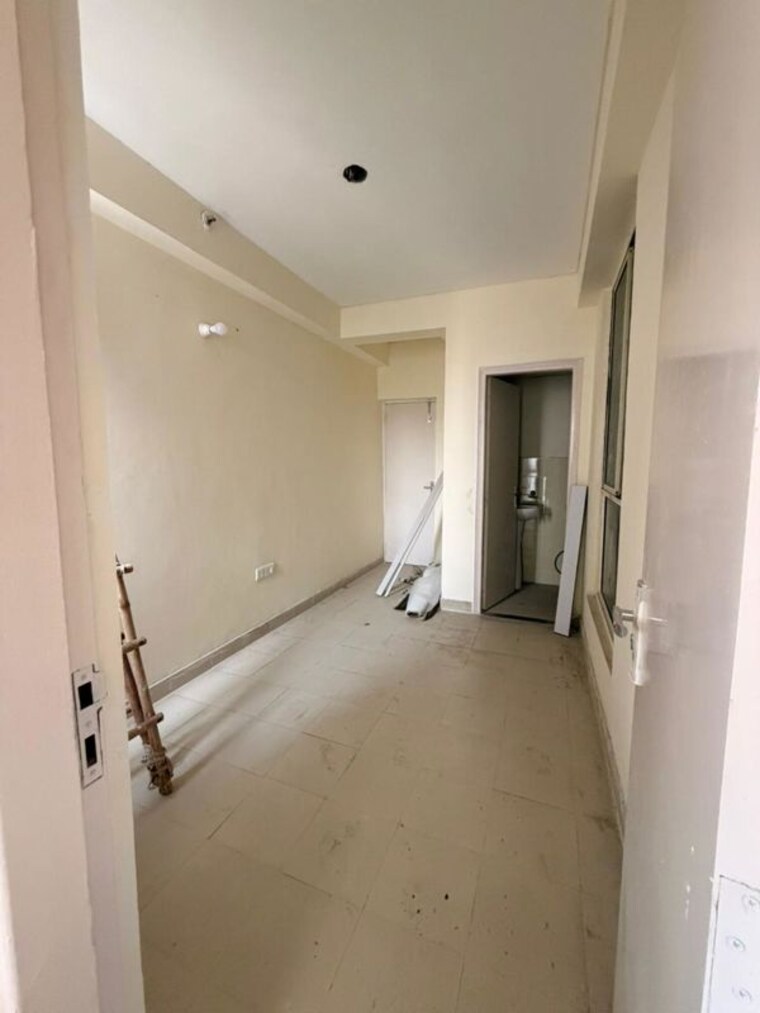 Room, imperia-esfera 4 Bedroom 2600 Sq.Ft. Apartment In Sector 37c Gurgaon 10380149