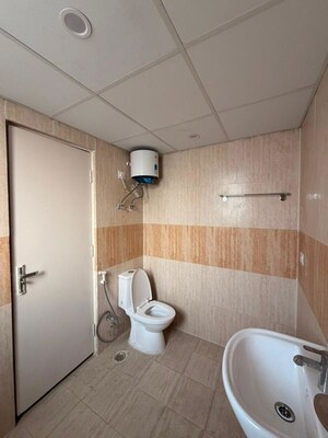Bathroom in 4 BHK Apartment at Imperia Esfera, Sector 37c – for Rent