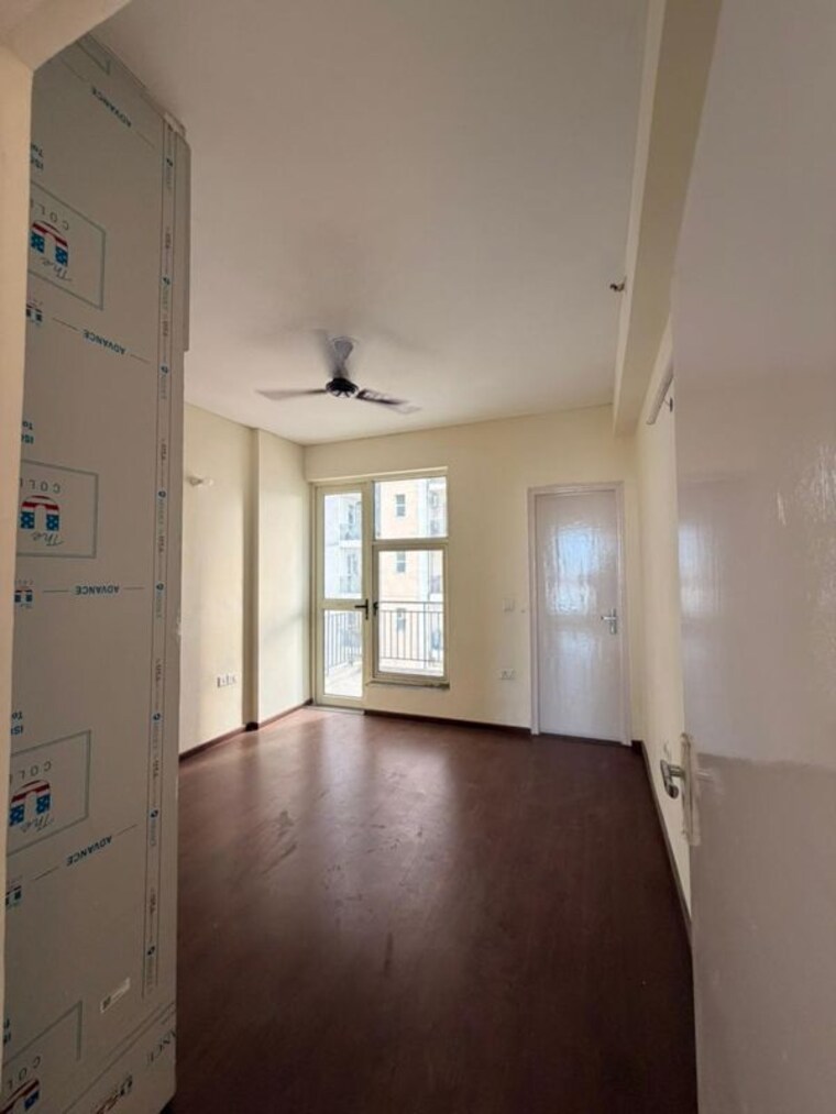 Kitchen, imperia-esfera 4 Bedroom 2600 Sq.Ft. Apartment In Sector 37c Gurgaon 10380149