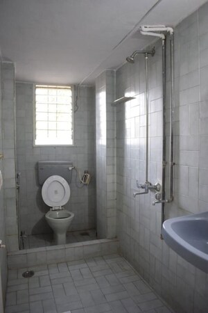 Bathroom in 2.5 BHK Independent House at Sindh Society, Aundh – for Rent