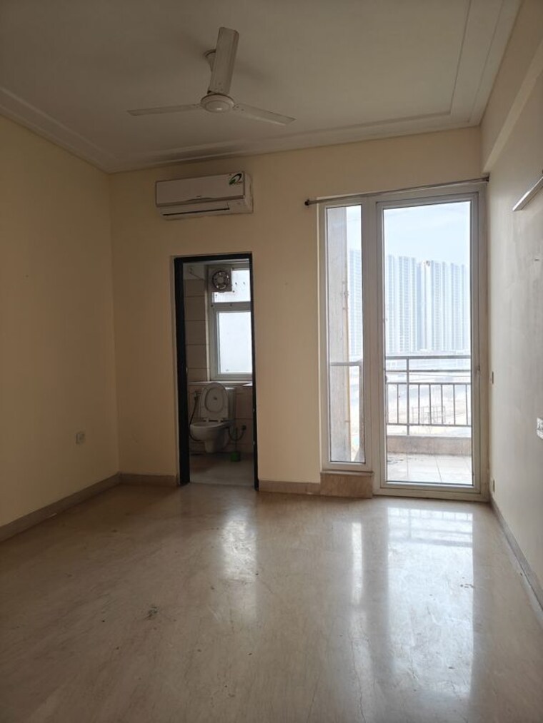 Room, puri-diplomatic-greens-phase-i 3 Bedroom 1780 Sq.Ft. Apartment In Sector 111 Gurgaon 10380170