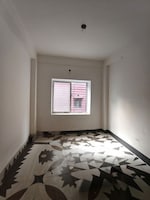 2 BHK 620 Sq.Ft. Builder Floor in Gariahat