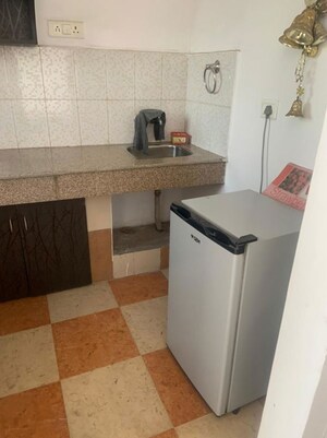 Kitchen in 1 RK Builder Floor at Dlf Phase ii – for Rent