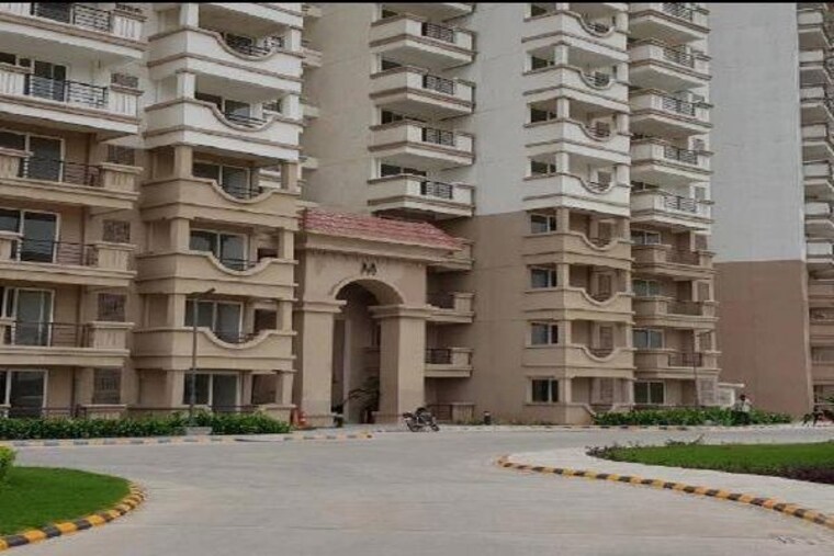 Exterior View, ramprastha-city-the-edge-towers 3 Bedroom 1770 Sq.Ft. Apartment In Sector 37d Gurgaon 10379869