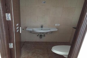 Attached Bathroom in 3 BHK Apartment at Ramprastha City The Edge Towers, Sector 37d – for Rent