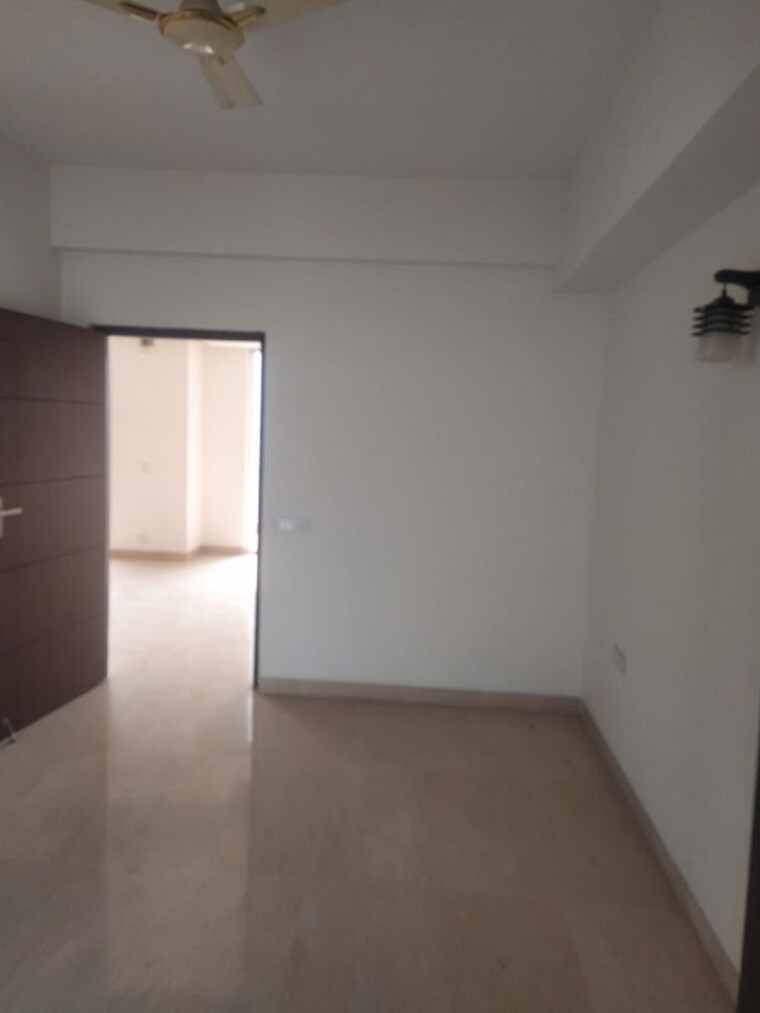 Room, puri-diplomatic-greens-phase-i 3 Bedroom 1780 Sq.Ft. Apartment In Sector 111 Gurgaon 10380188
